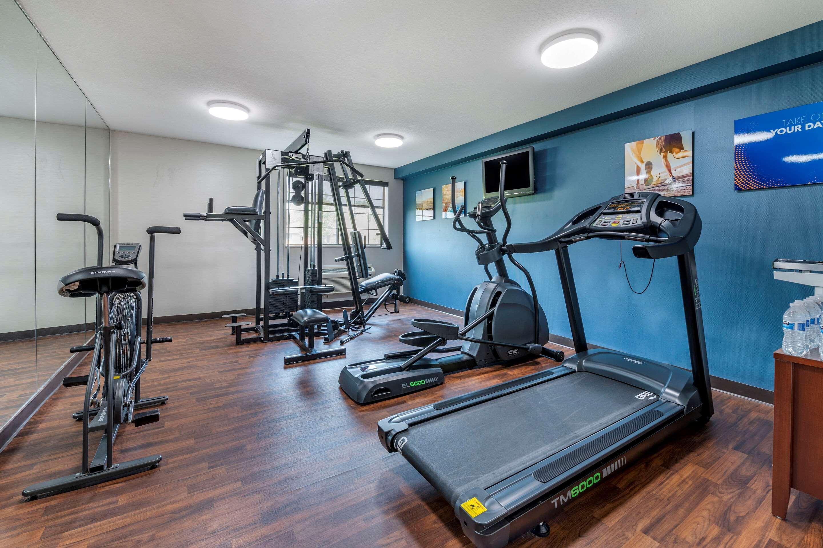 Comfort Inn & Suites Napoleon Екстериор снимка