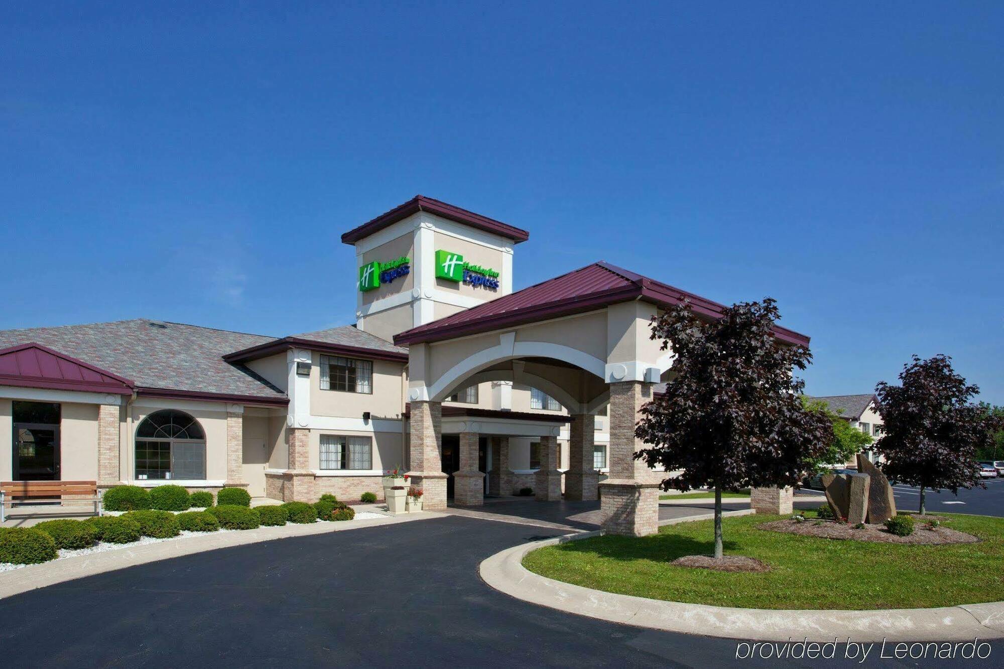 Comfort Inn & Suites Napoleon Екстериор снимка